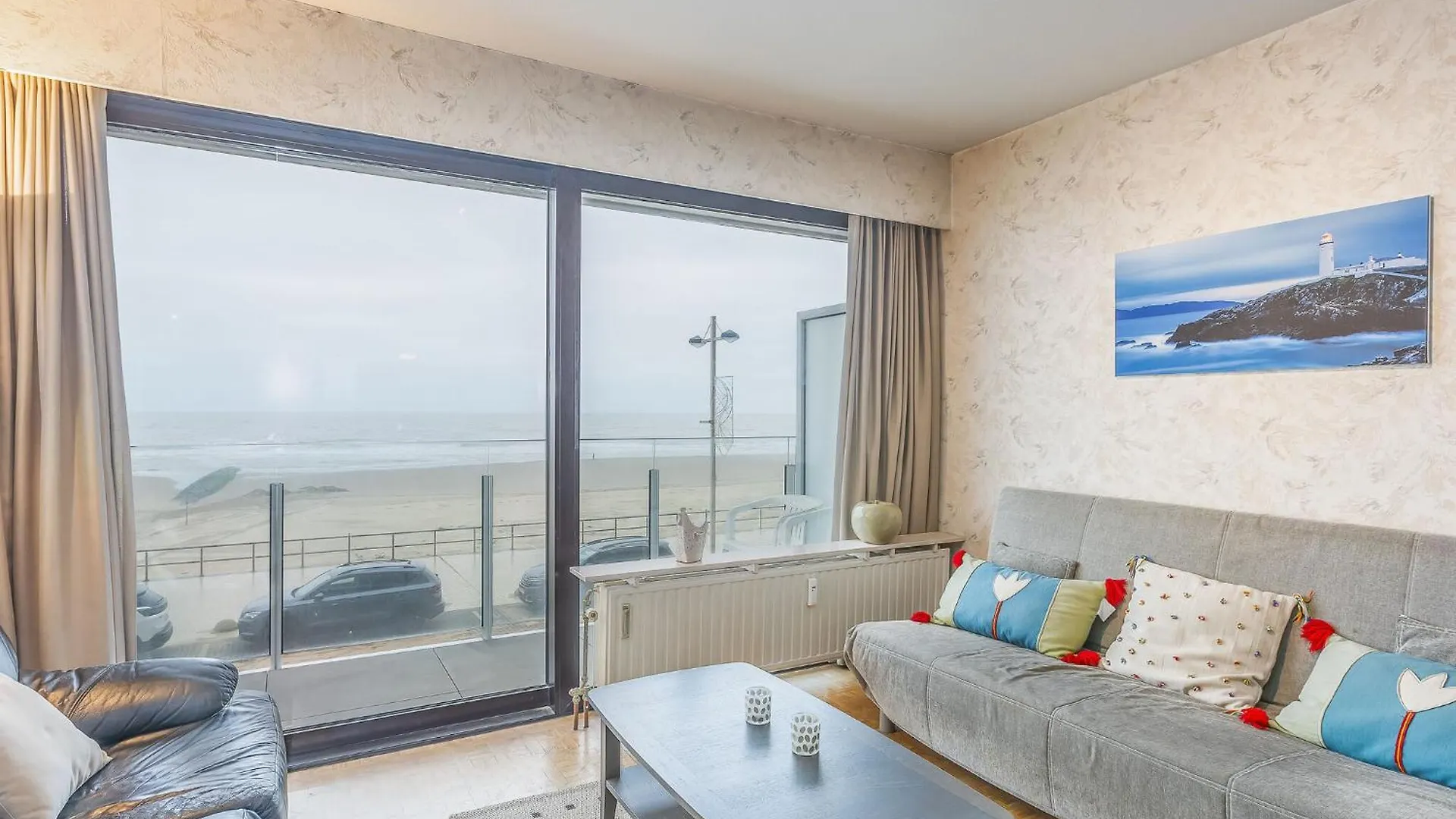 Bright Apartment With Kitchen Middelkerke
